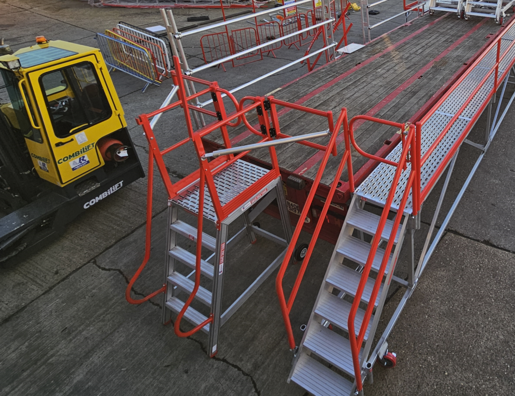 Truck Safe Podium and Safeloader